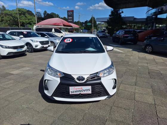TOYOTA YARIS 1.5 16V FLEX XL MULTIDRIVE TOYOTA YARIS 1.5 16V FLEX XL MULTIDRIVE